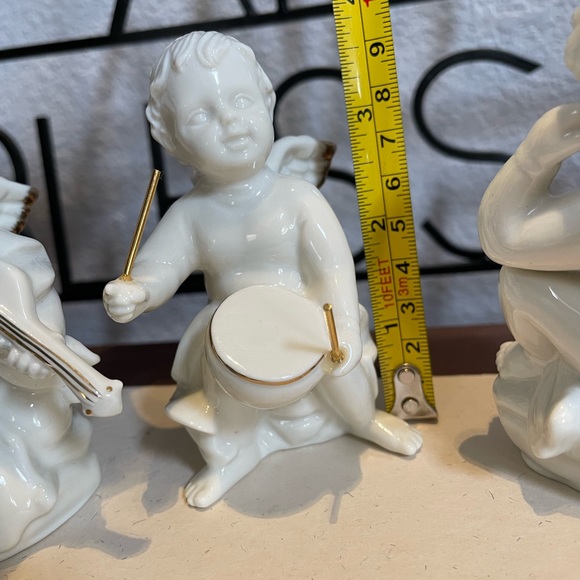 Vintage Mikasa Porcelain Angels set - Picture 10 of 11